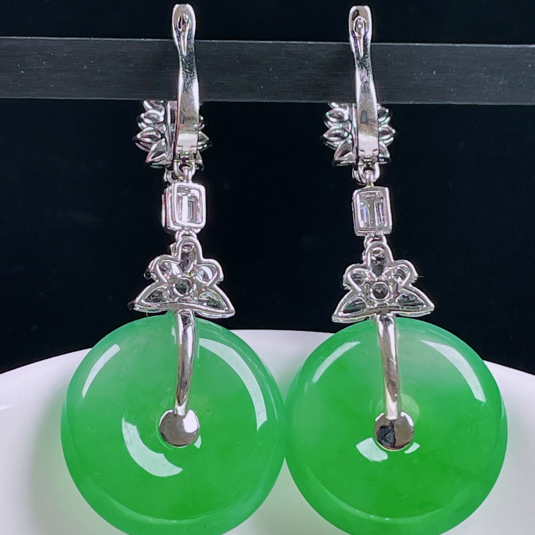 ️冰绿耳坠，老种起光，细底通透，尺寸：裸石44.5裸石19/4.9mm0622