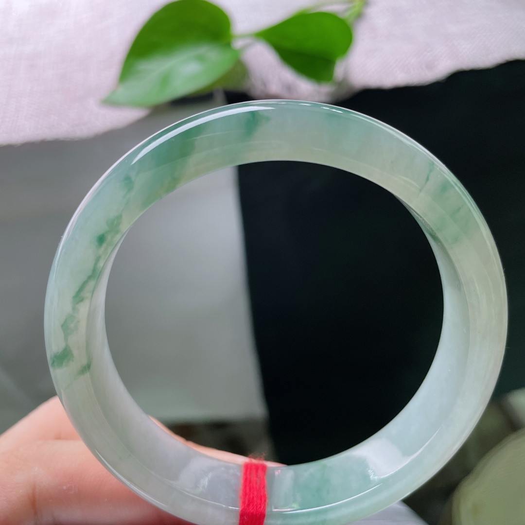 冰飘花正圈，晶莹玉润，种老，花影摇曳，灵动生姿，无裂，ss54246a
