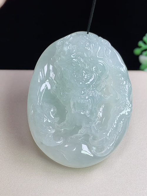 冰种龙牌，无裂，尺寸46.5-34.5-11mm，L23hey