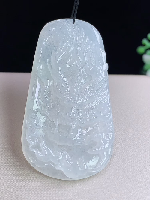 冰种龙牌，尺寸48.8-26.2-5.4mm，L23hey
