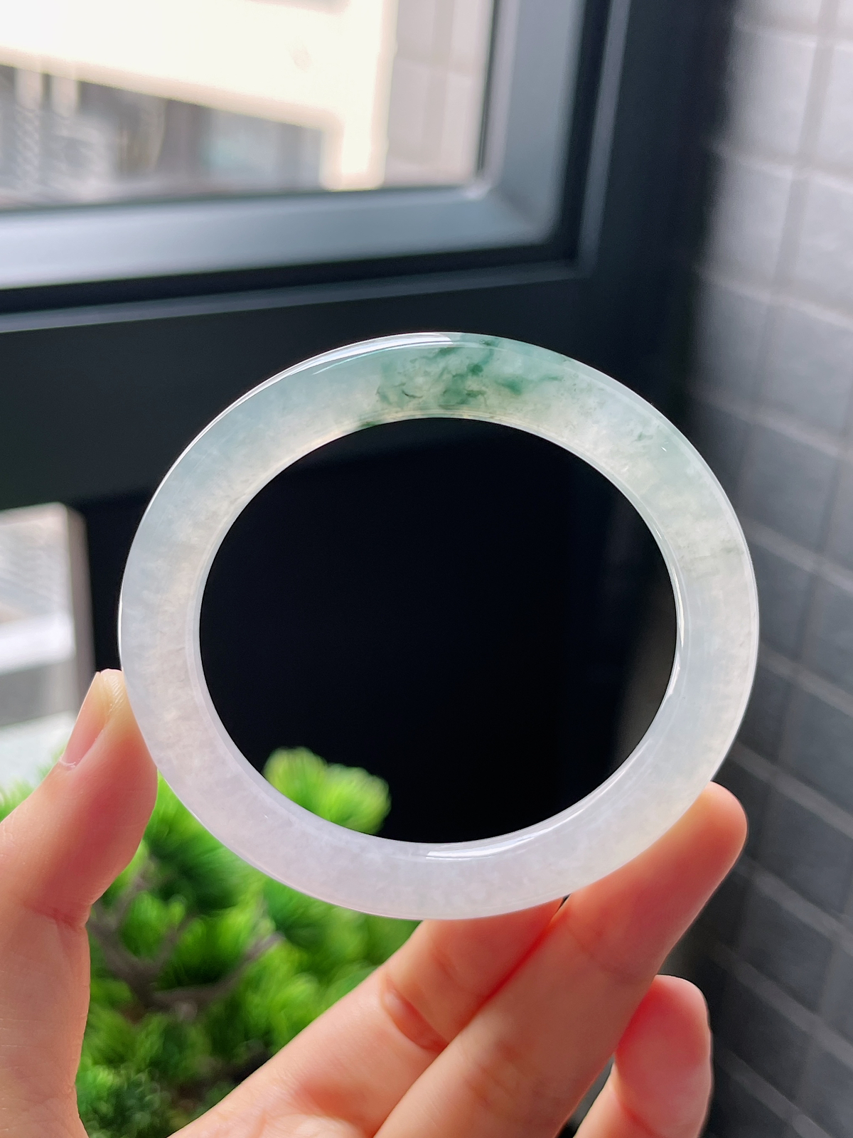圈口53.2，冰飘花美人条翡翠圆条手镯