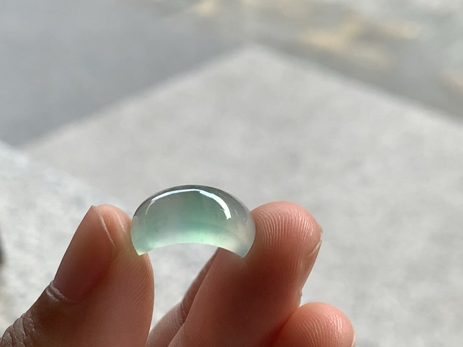 ️ 【冰飘绿马鞍】 尺寸：15.2×6.1×5mm
