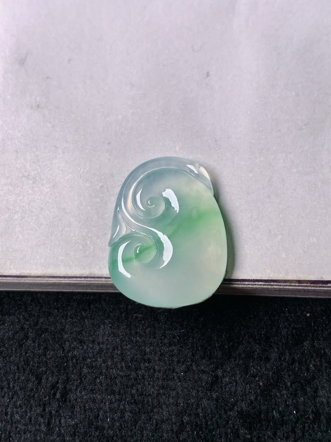 冰飘花如意，色泽浓艳 0623尺寸20.9*15.9*4