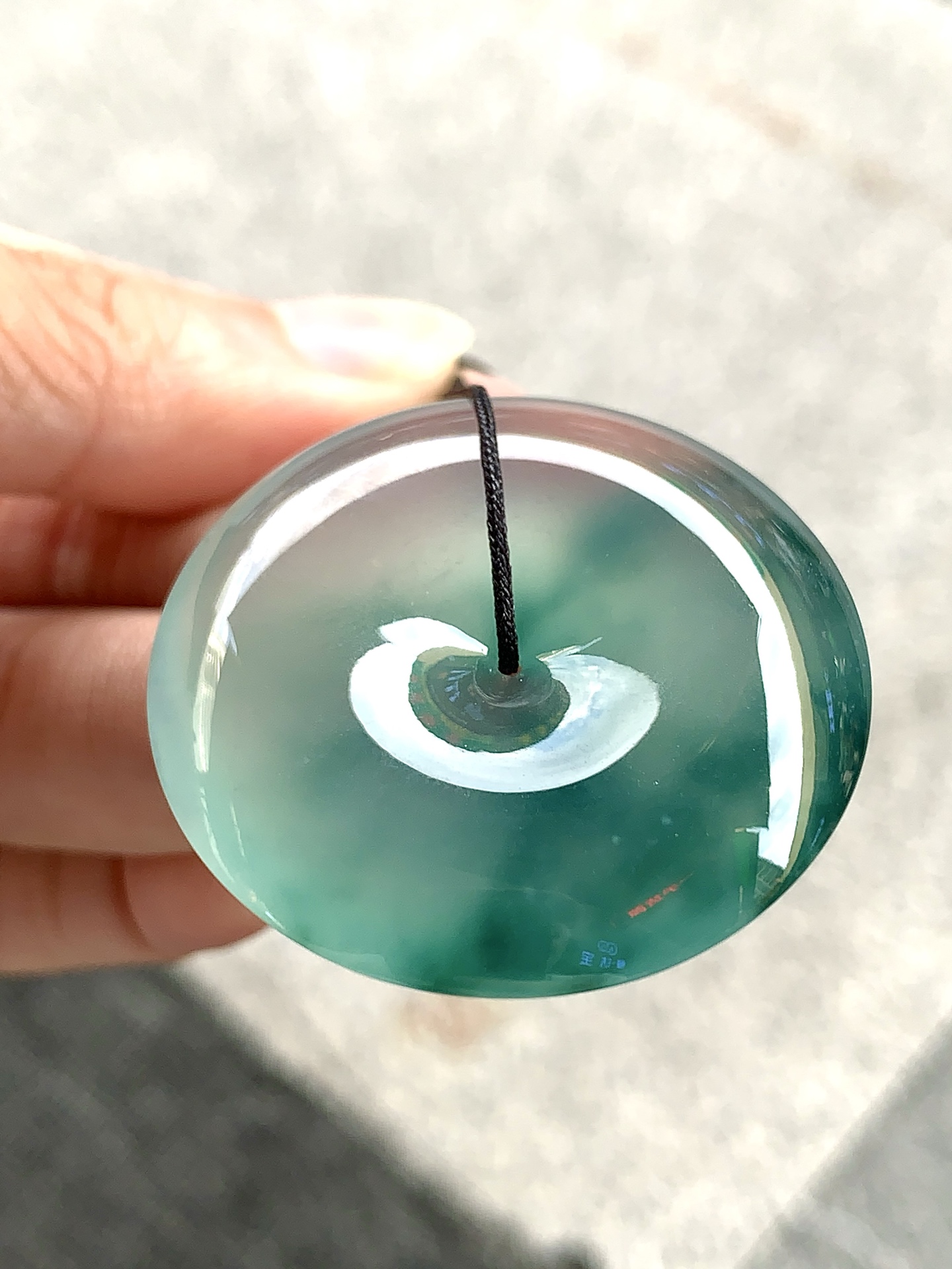 ️ 【飘彩平安扣】 尺寸：35.4×7mm 飘彩灵动，平安顺遂蕴福