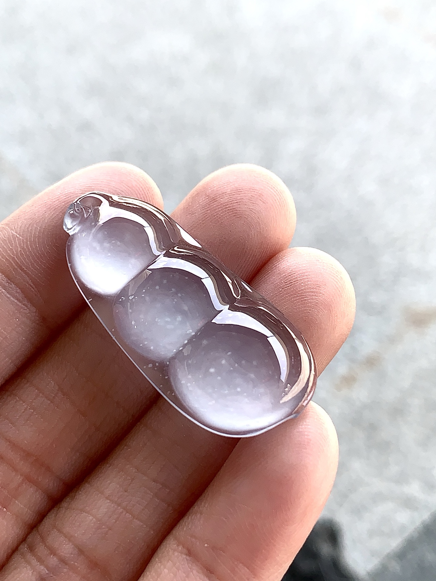️ 【冰种福豆】 尺寸：34.2×15.7×5.7mm 冰透莹润，福运绵长