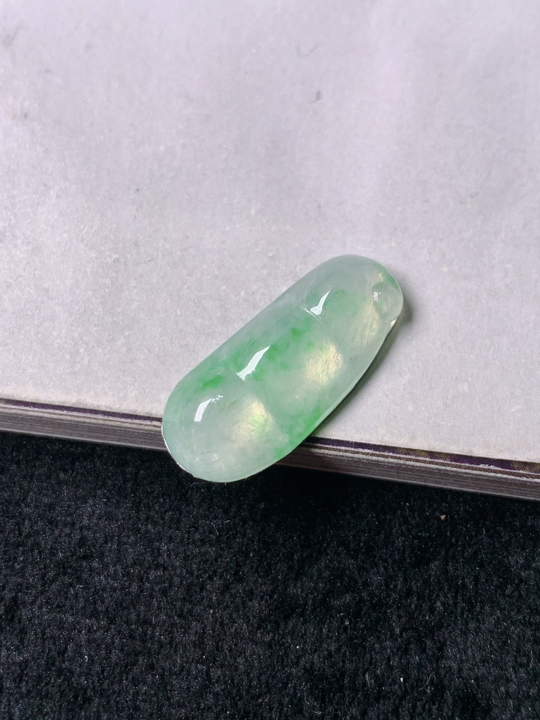 ️飘绿福豆，色泽浓艳 0623尺寸22.9*9.9*4.6