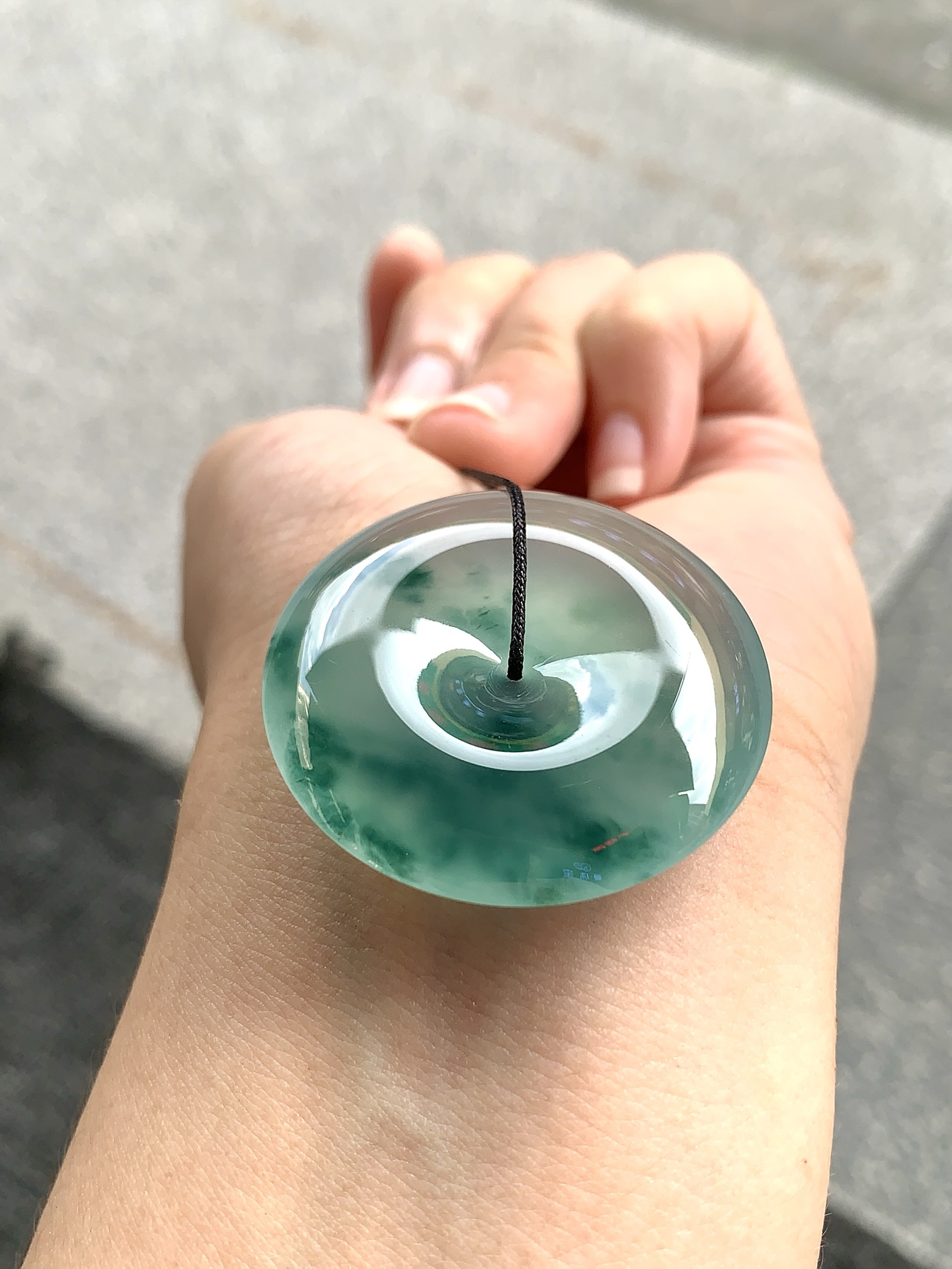 ️ 【飘彩平安扣】 尺寸：35.4×7mm 飘彩灵动，平安顺遂蕴福