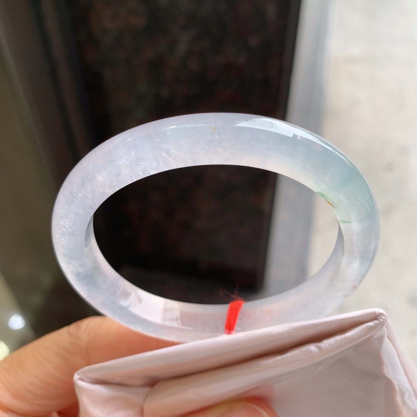 贵妃冰飘花 无裂，起荧光
