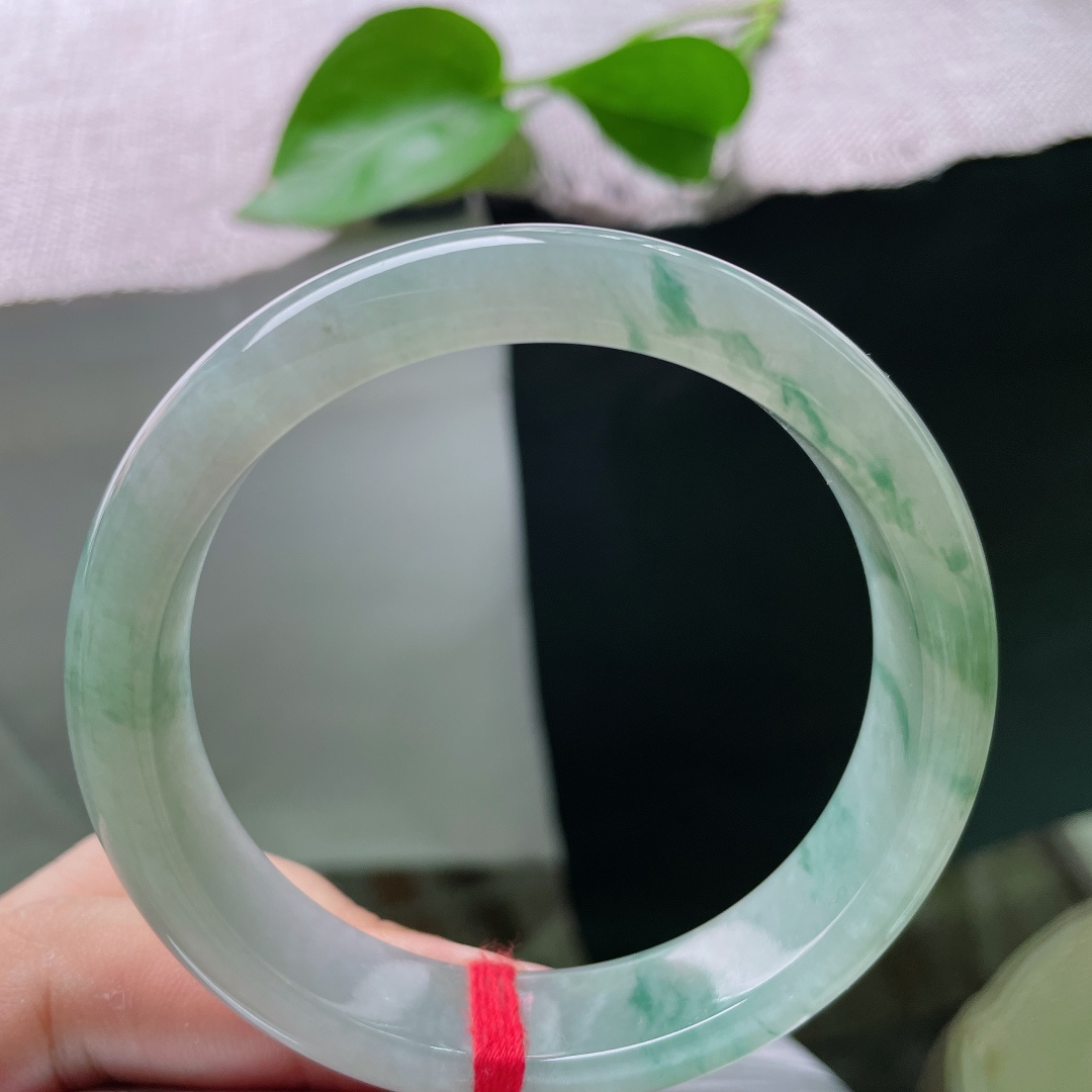 冰飘花正圈，晶莹玉润，种老，花影摇曳，灵动生姿，无裂，ss54246a