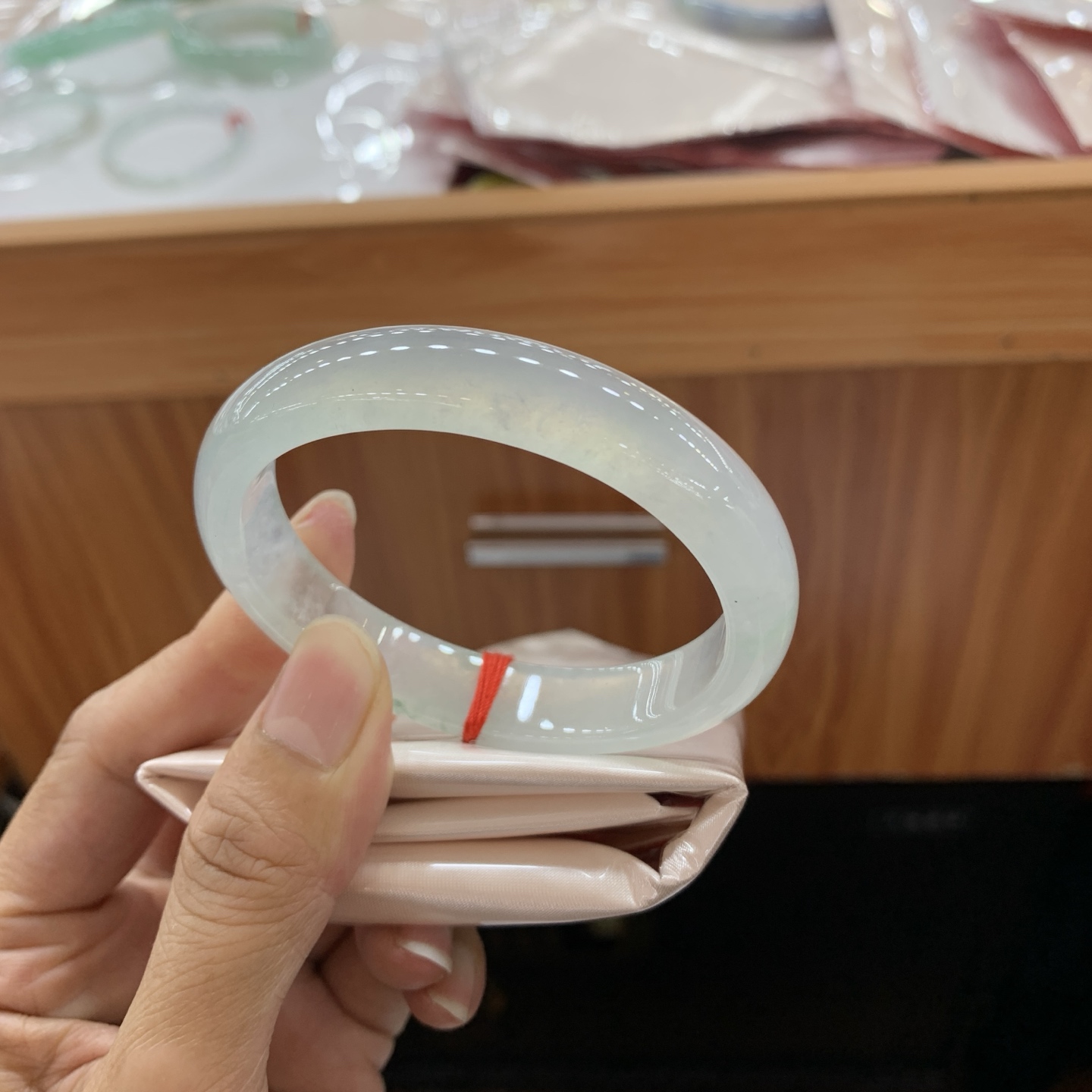 冰飘花贵妃翡翠手镯 56-50.3-11.9-7
