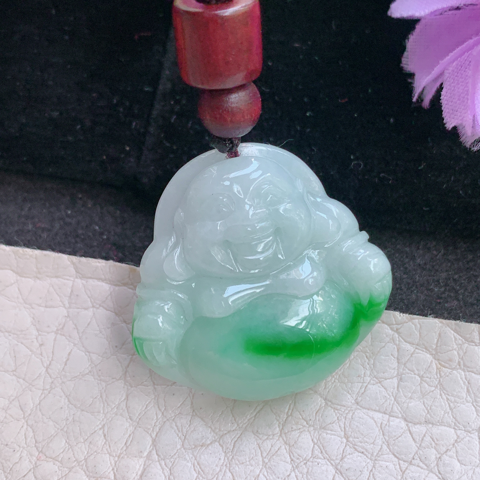 zen自然光27*28.5*6.8缅甸翡翠飘阳绿佛公吊坠白底青弥勒佛项坠