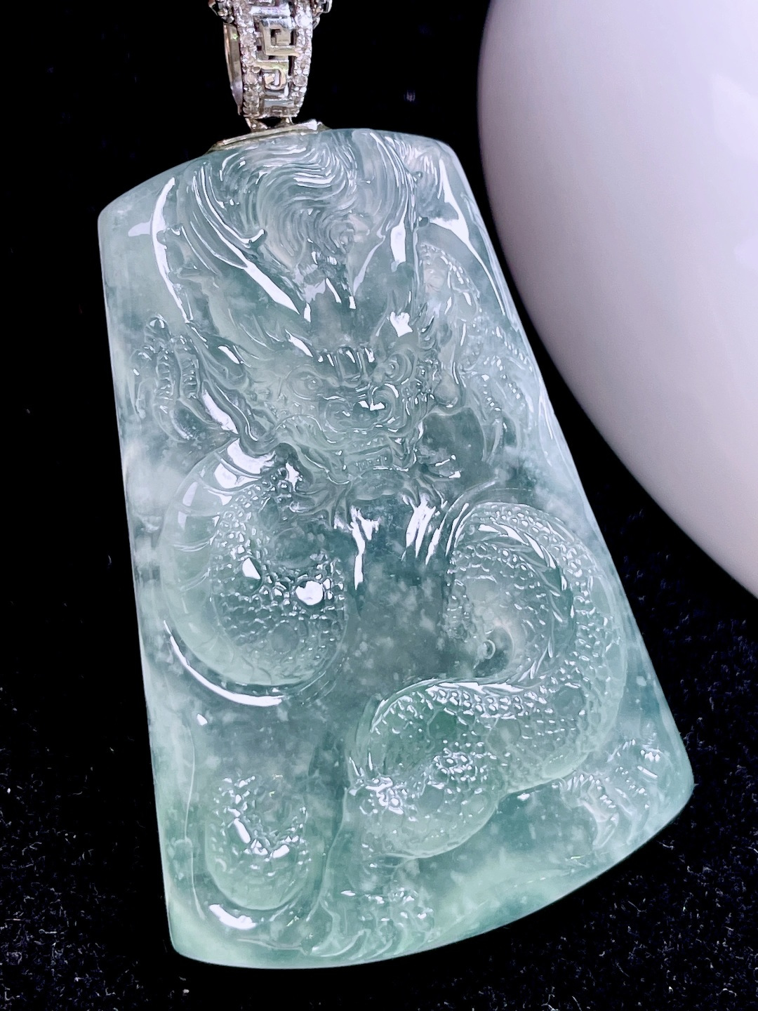 ️ 木那龙牌 意境优美，通透水润，18k金镶嵌 整体：58.6 裸石：50/34.4/6.2