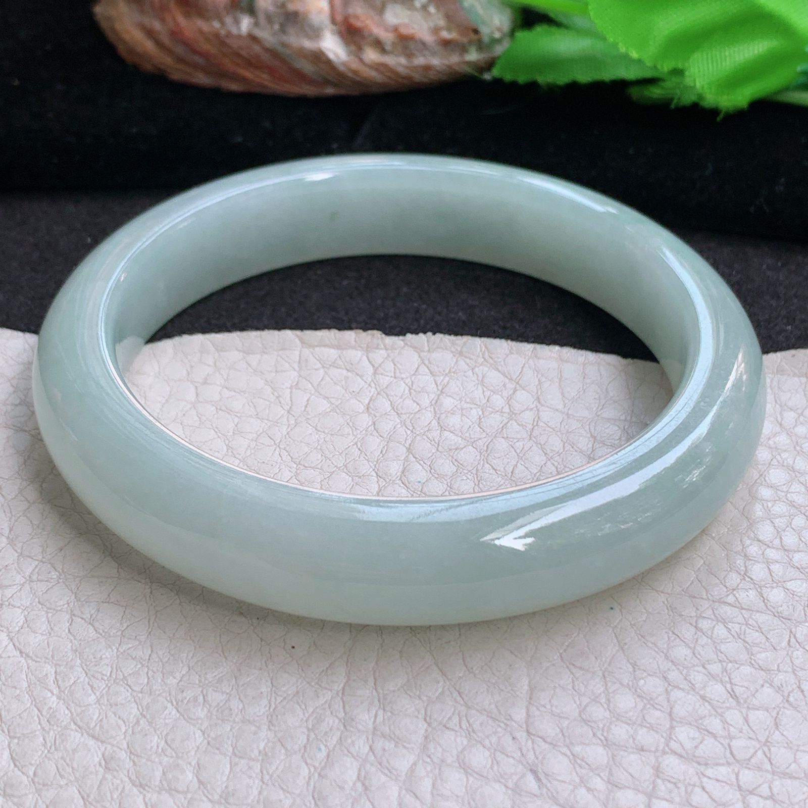 zjf大圈口60*12.5*8.8平安镯 缅甸翡翠a货玉手镯 浅绿冰胶正圈玉手环