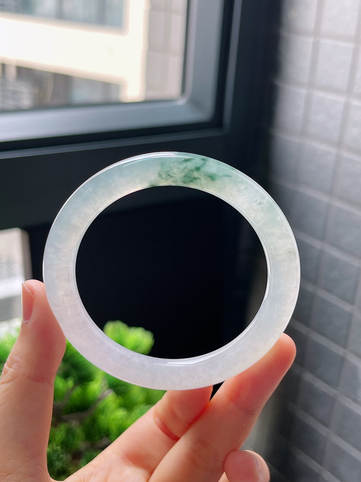 圈口53.2，冰飘花美人条翡翠圆条手镯
