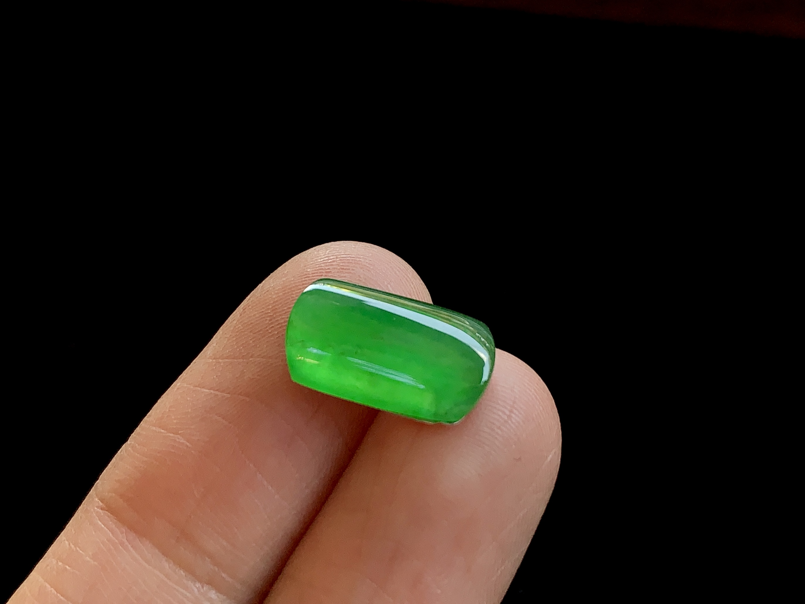 ️ 【绿马鞍】尺寸：13.8×7.8×3.3mm