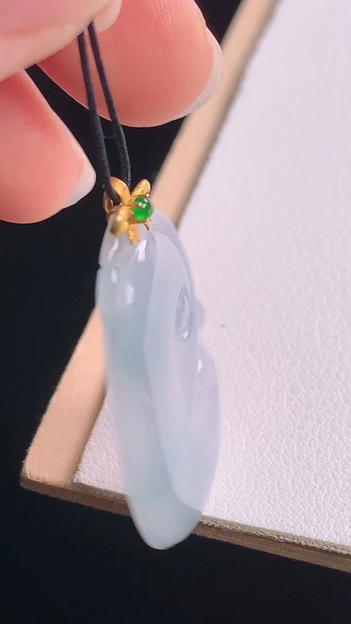 ️18K冰蓝花如意吊坠，无裂，尺寸:37.4-34.1-20.3-3.6mm 11