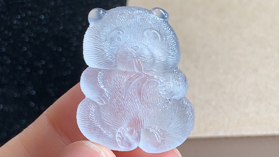 ️ 大熊猫，尺寸30.0-22.8-4.6mm，包A附证书