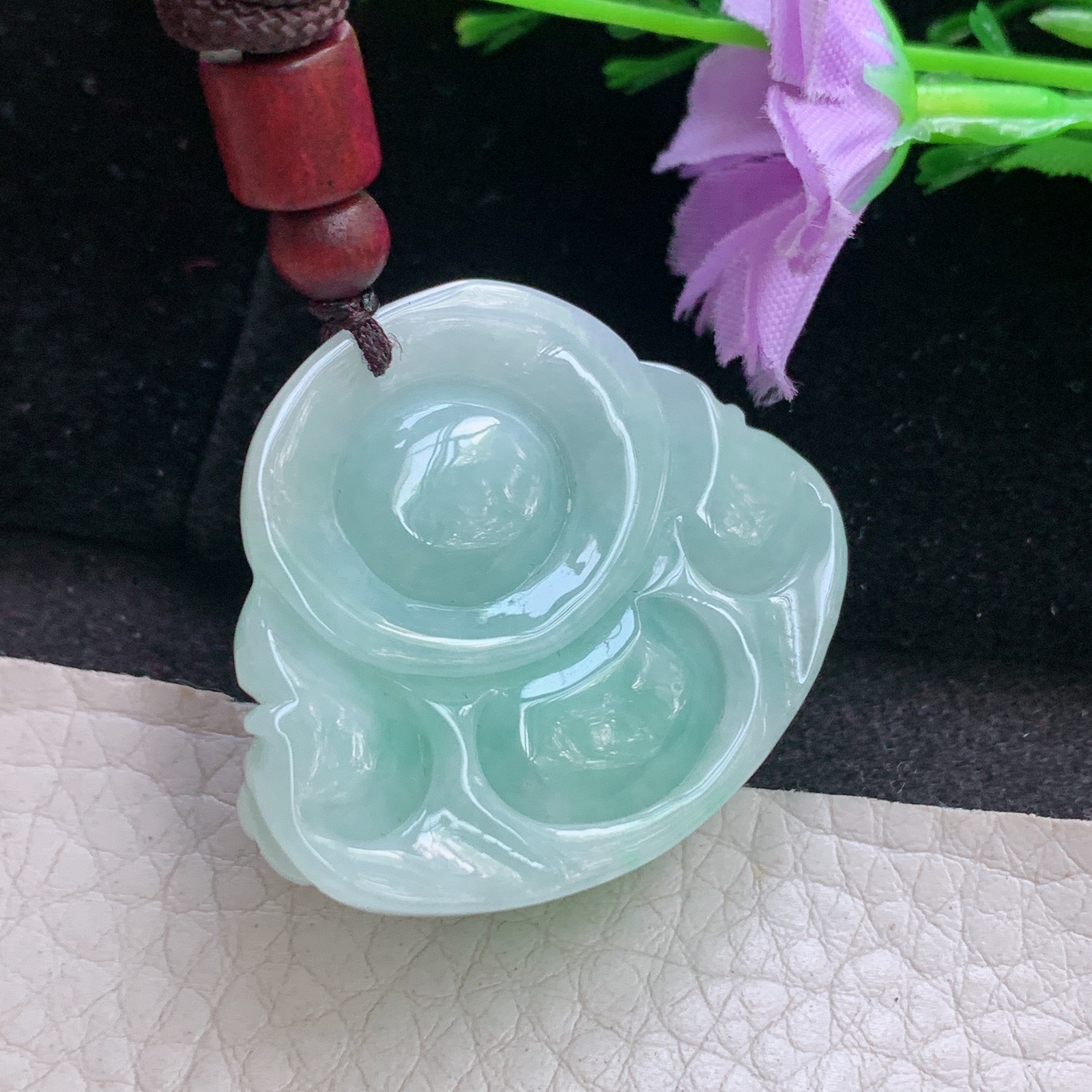 zen自然光33.8*39*13.8缅甸翡翠飘绿大佛公吊坠白底青弥勒佛项坠