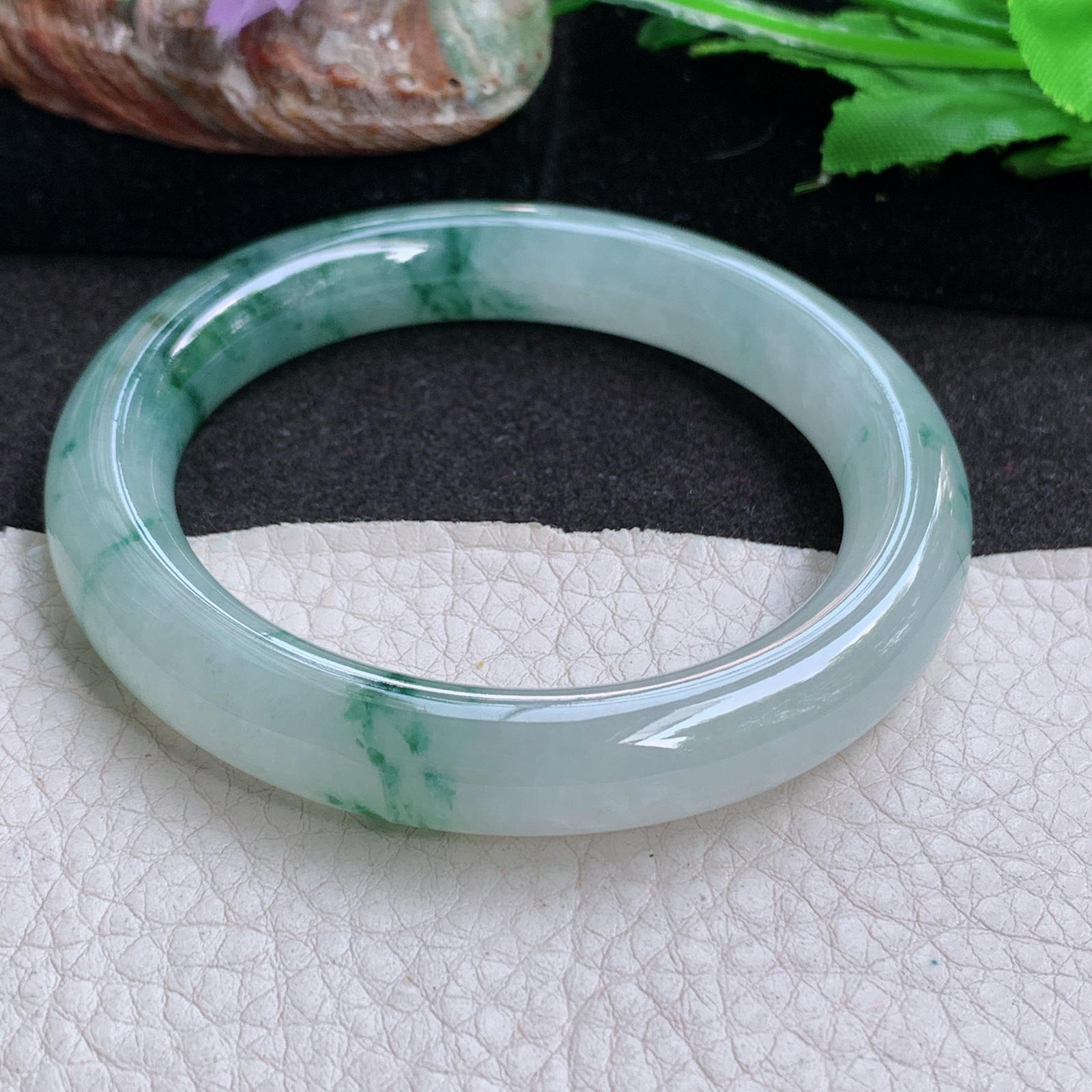 js收藏款54*10.5*10美人镯 缅甸翡翠a货玉手镯 清爽冰飘花圆条玉手环