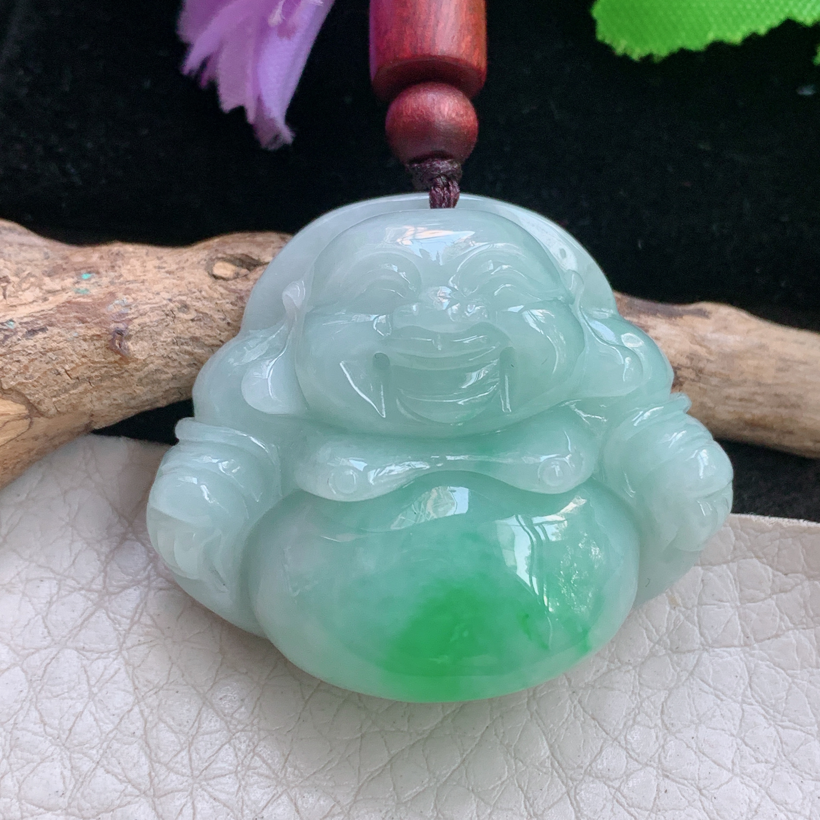 zen自然光33.8*39*13.8缅甸翡翠飘绿大佛公吊坠白底青弥勒佛项坠