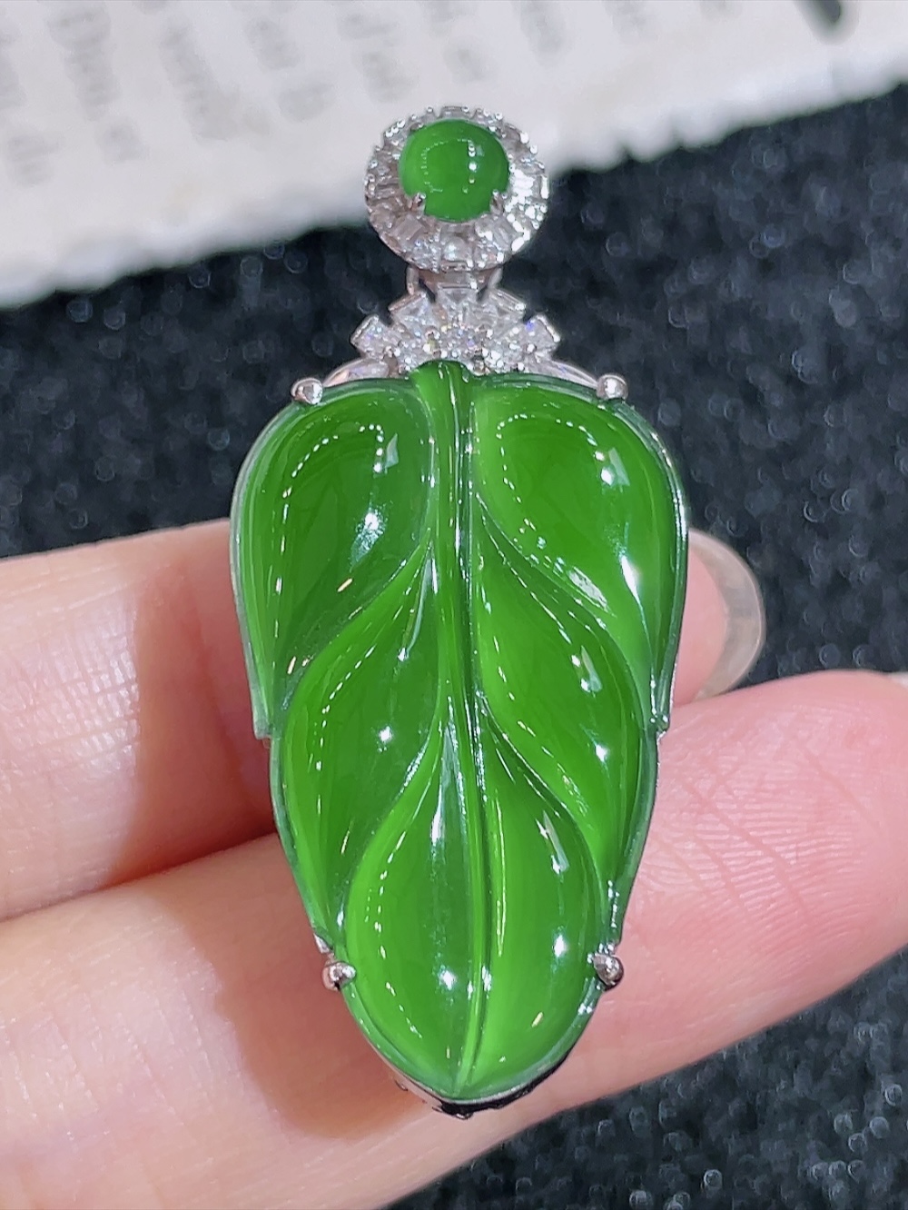 冰绿大叶子吊坠 无裂 18k金镶嵌 种水 盖中盖 重金镶嵌 南非钻镶 厚装饱满 金枝玉叶 枝繁叶茂 