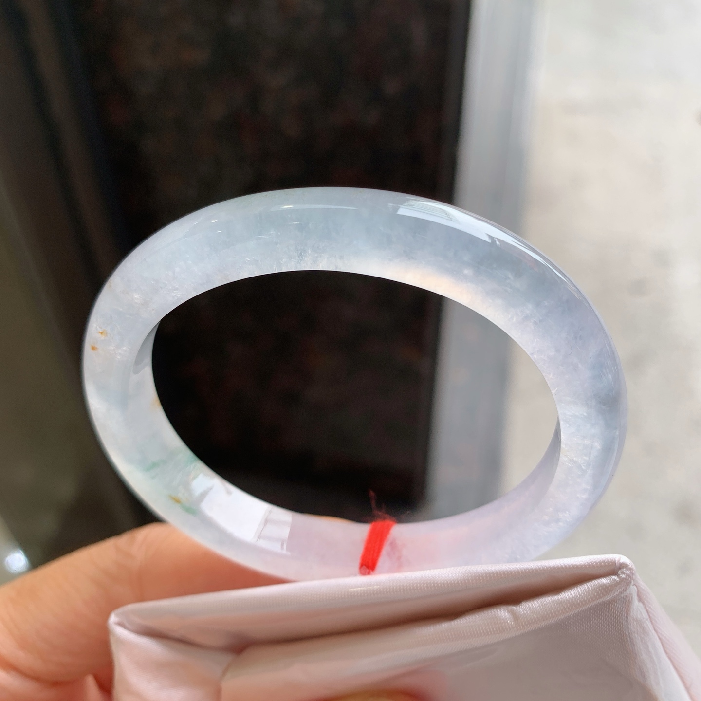 贵妃冰飘花 无裂，起荧光