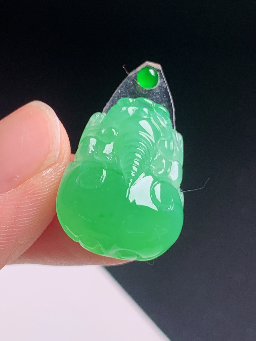 阳绿貔貅裸石，色匀饱满水润起光，招财瑞兽质感拉满 裸石21.1-16.1-8 130622