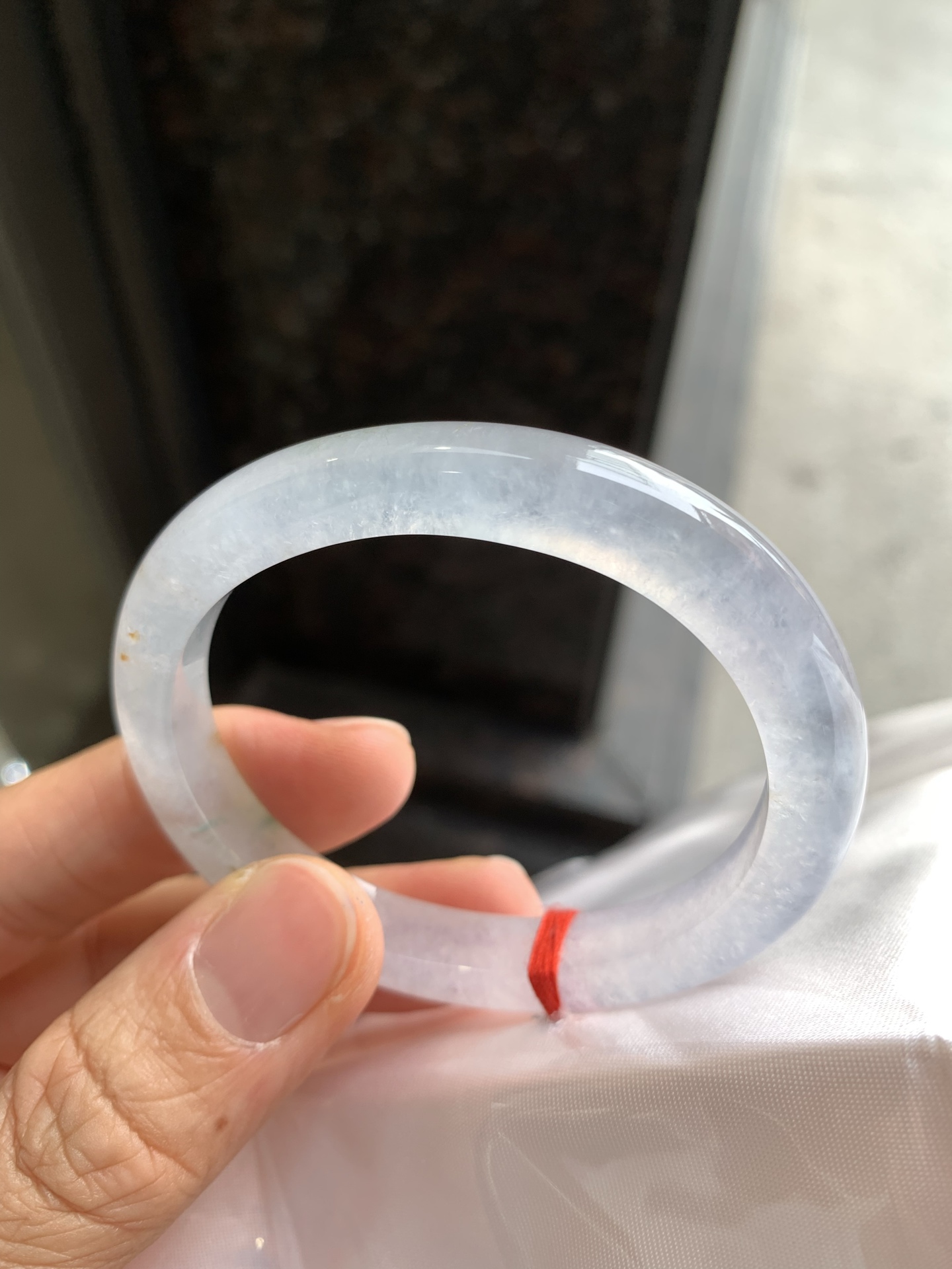 贵妃冰飘花 无裂，起荧光