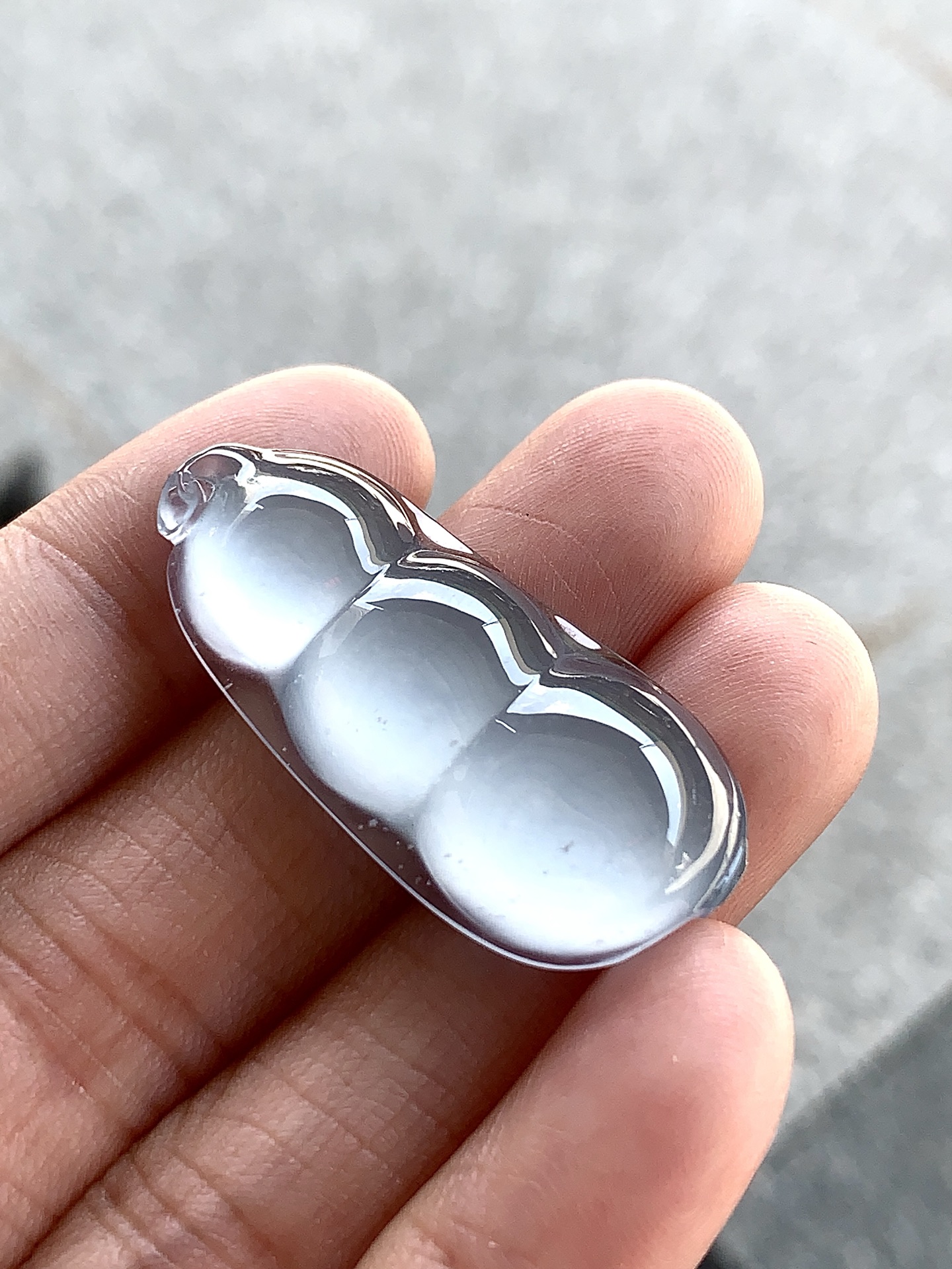 ️ 【冰种福豆】 尺寸：34.2×15.7×5.7mm 冰透莹润，福运绵长