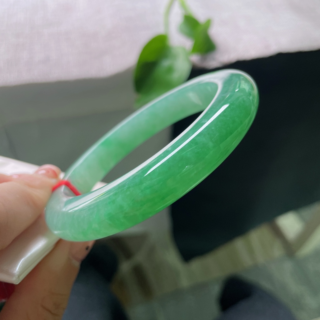 60.5/11.7/10.2绿底正圈，冰润细腻，郁郁葱葱，传承之美，贵气，无裂，ss55278a