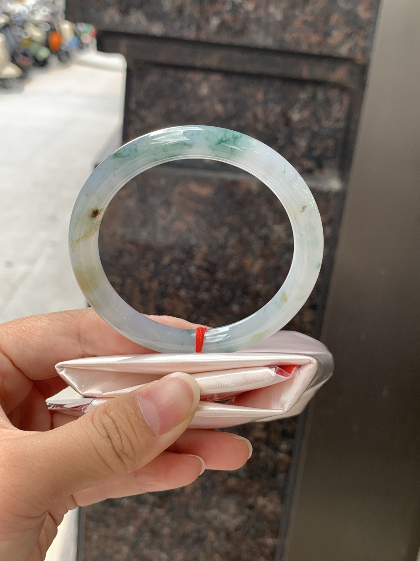 飘花美人条 54-8-7.8 0623-152-26 打灯细纹，有矿点扣手，底妆冰润细腻，飘花灵动飘逸，古典优雅又秀气