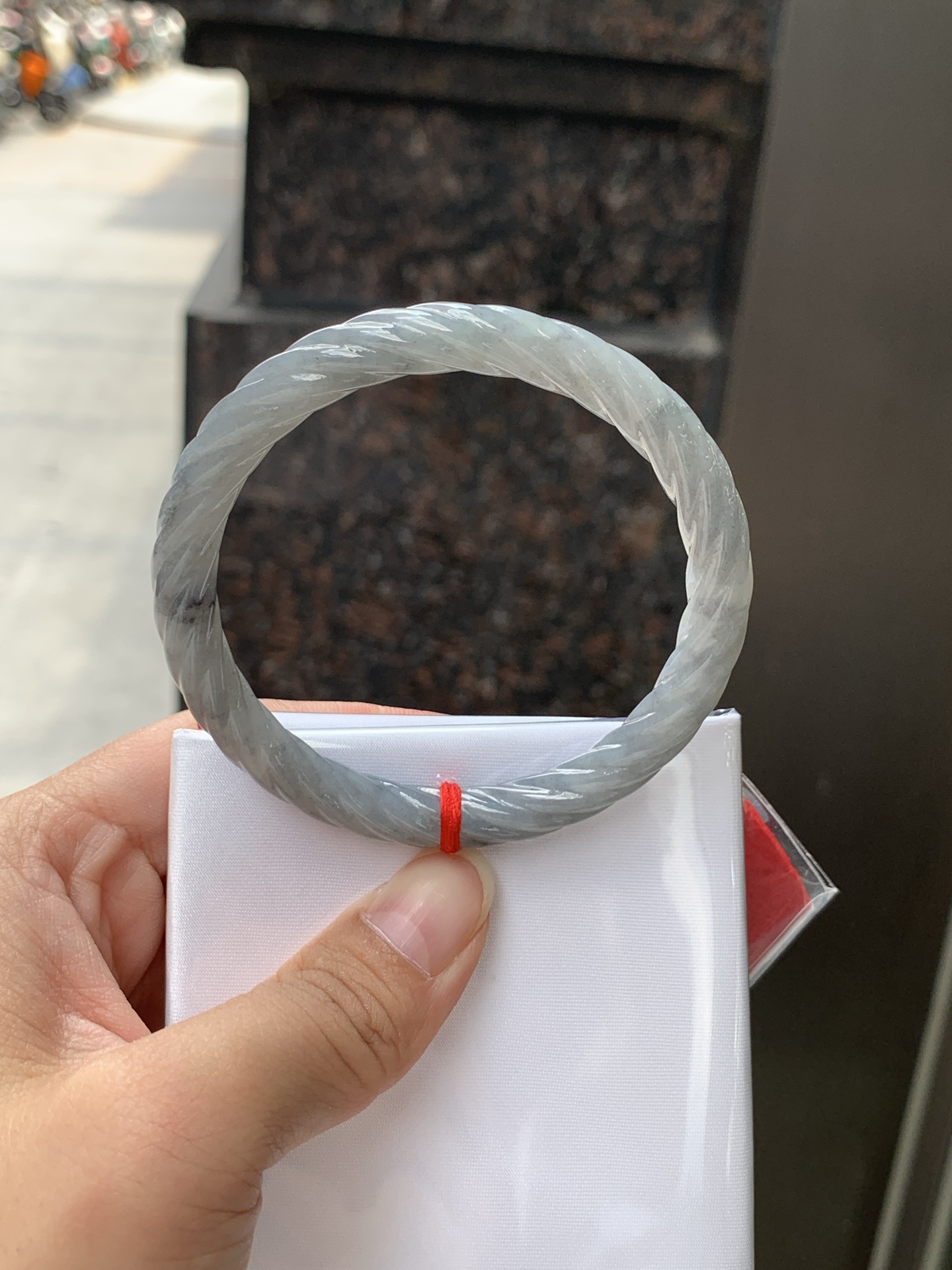 乌鸡麻花圆条 55.4-7.4-7.4 0623-152-61 无裂，精细麻花雕刻，立体感十足，冰透灰黑种水，质感冷冽，独特别致款式，小众复古。