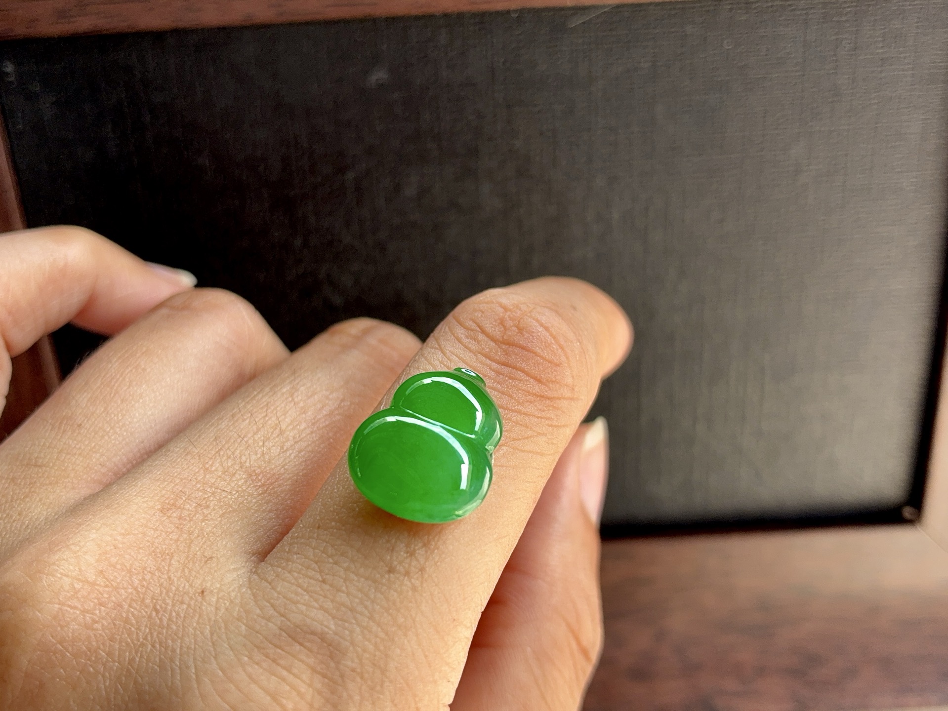 ️ 冰绿葫芦 尺寸：15.5×12.3×4.5mm 冰润莹绿，福禄吉祥