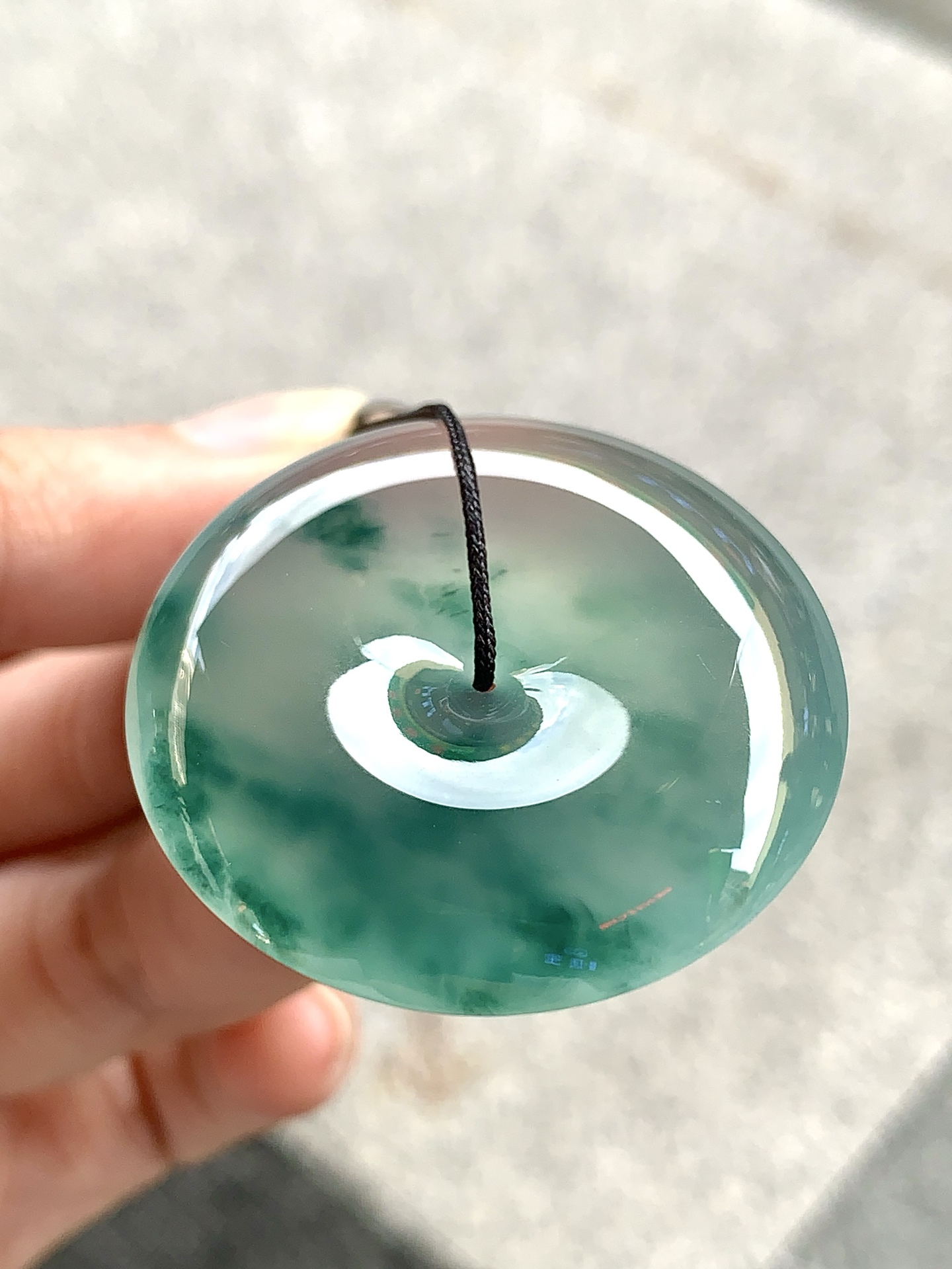 ️ 【飘彩平安扣】 尺寸：35.4×7mm 飘彩灵动，平安顺遂蕴福