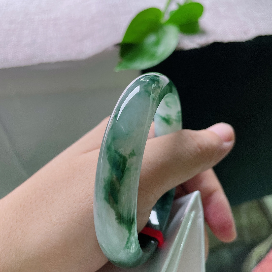 59.6/13.1/7.2飘花正圈，水润细腻，种老水足，繁花似锦觅安宁，典雅贵气，无裂，ss55175a