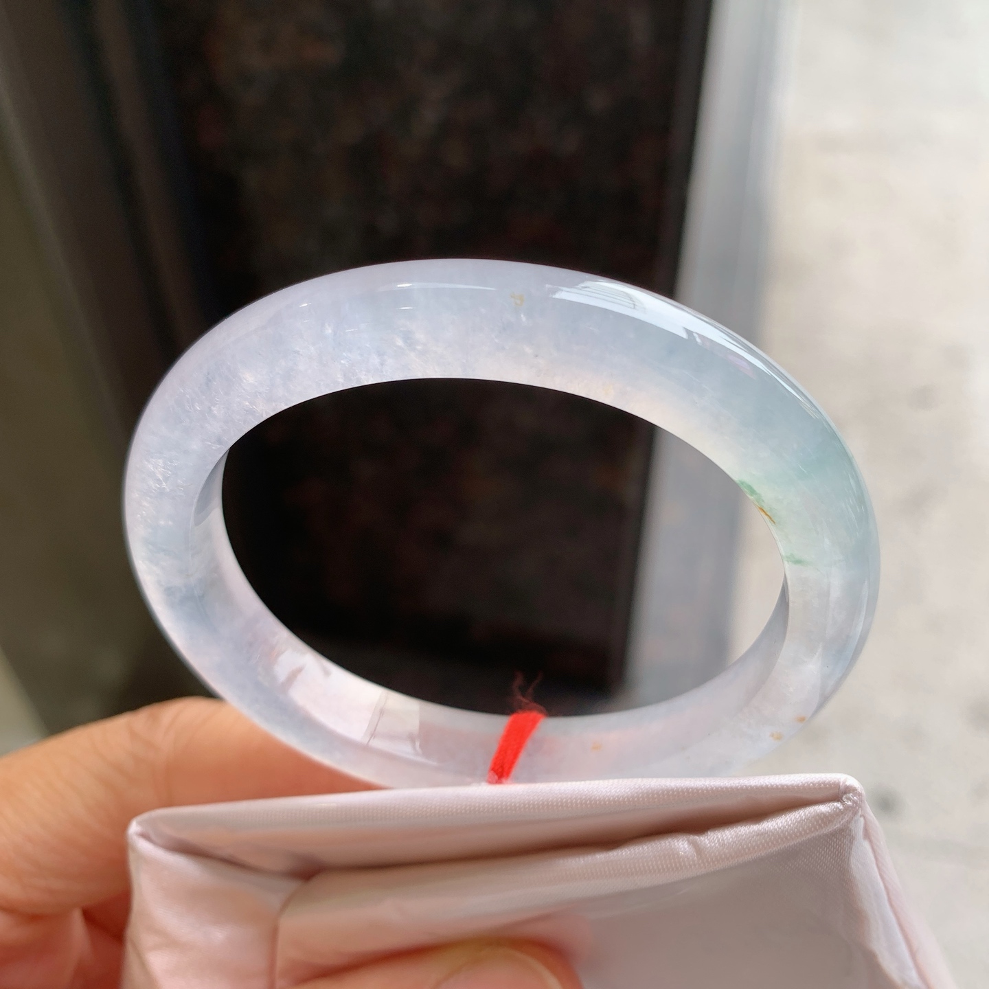 贵妃冰飘花 无裂，起荧光