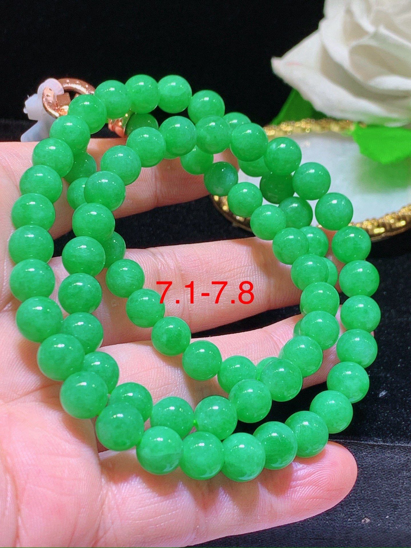 翡翠A货 满绿珠子项链 18k金镶嵌，冰润细腻，佩戴效果出众，7.1-7.8