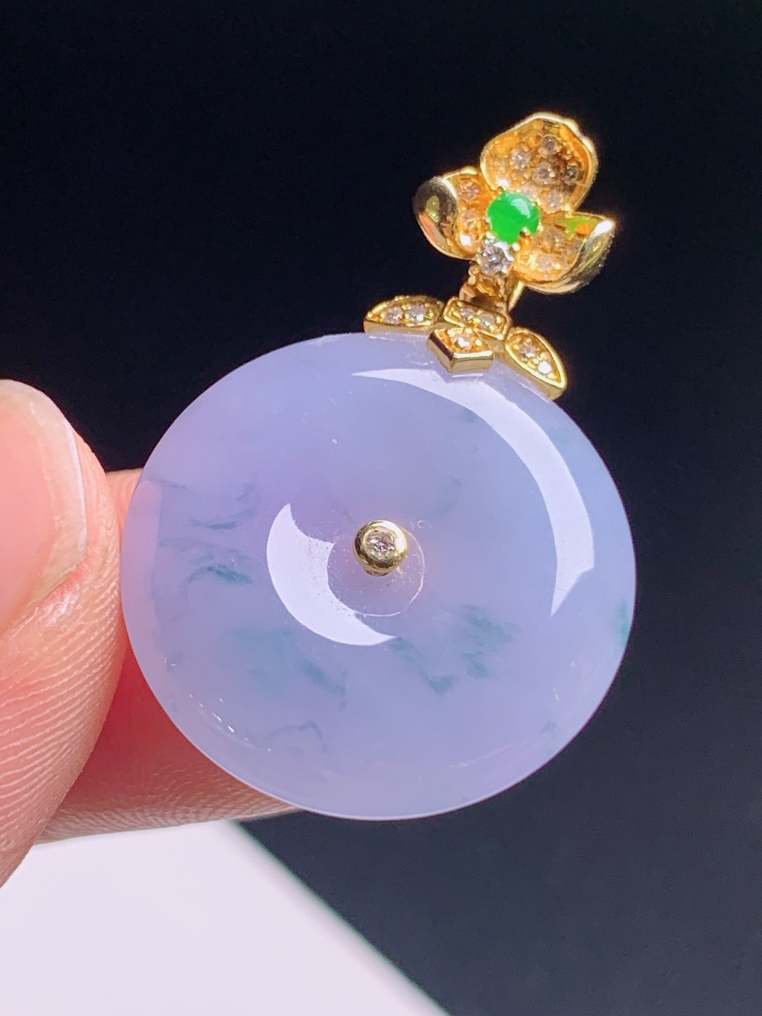 冰紫飘花平安扣吊坠，紫底梦幻飘花写意，金镶花扣贵气温婉
