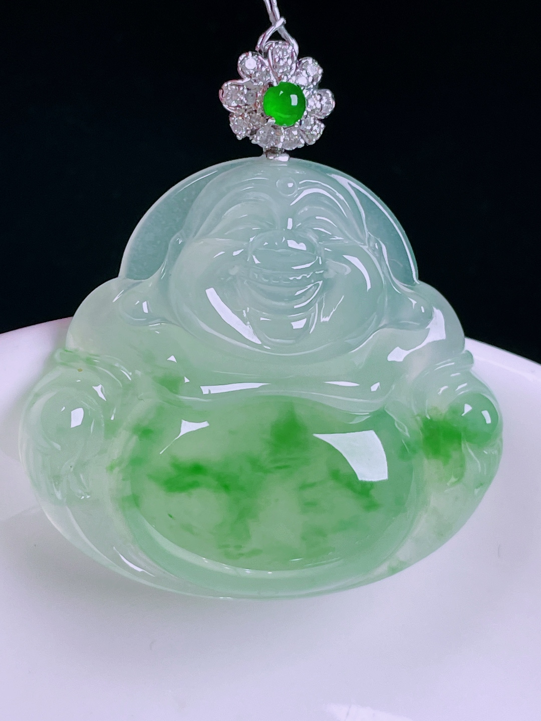 ️飘绿佛公，老种起光，细底通透，尺寸：38.7裸石30/34/6.2mm0623