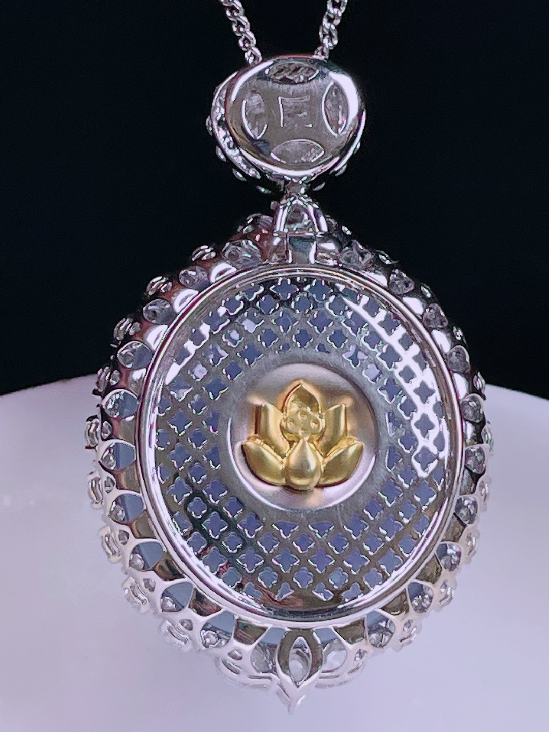 ️鸽子蛋，老种起光，细底通透，尺寸：42.5/26.3/17裸石25/22.6/10mm0624