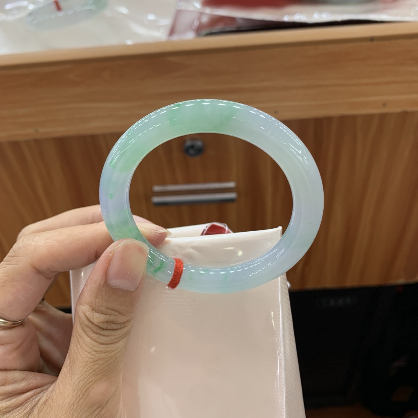 春彩小圆条翡翠手镯 51.2-8.2-8.9