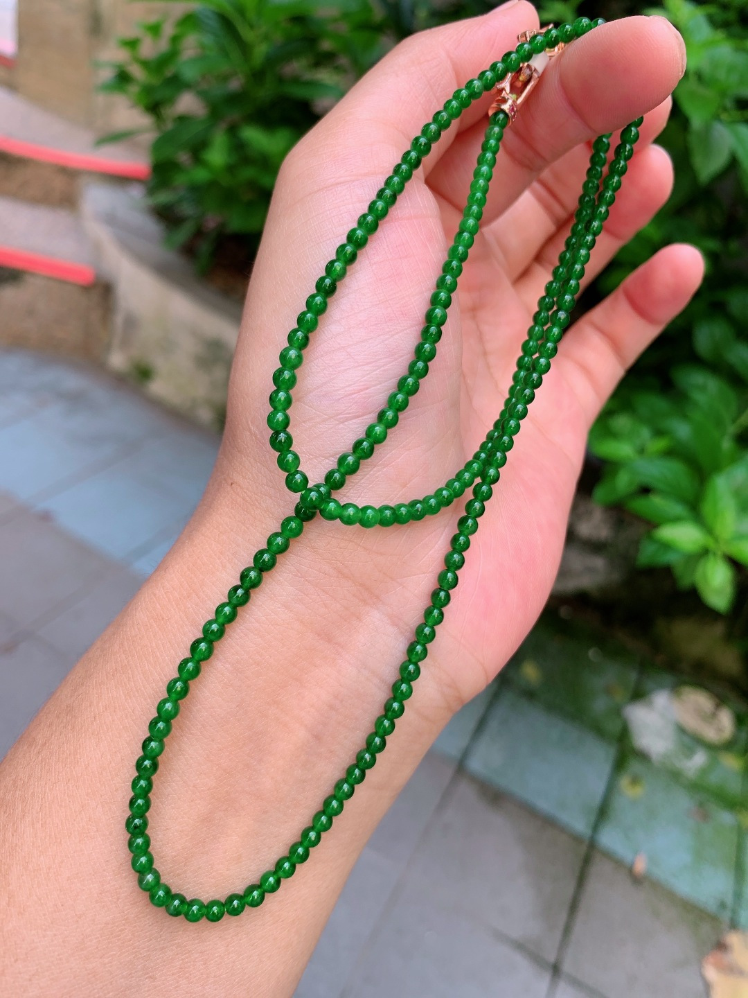 ️ 3.3mm184颗满绿项链