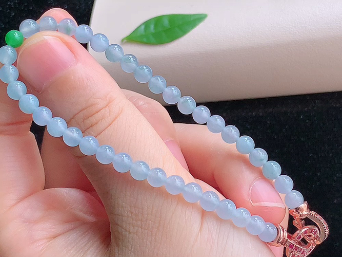 ️ 手串，尺寸取一4.5mm，包A附证书