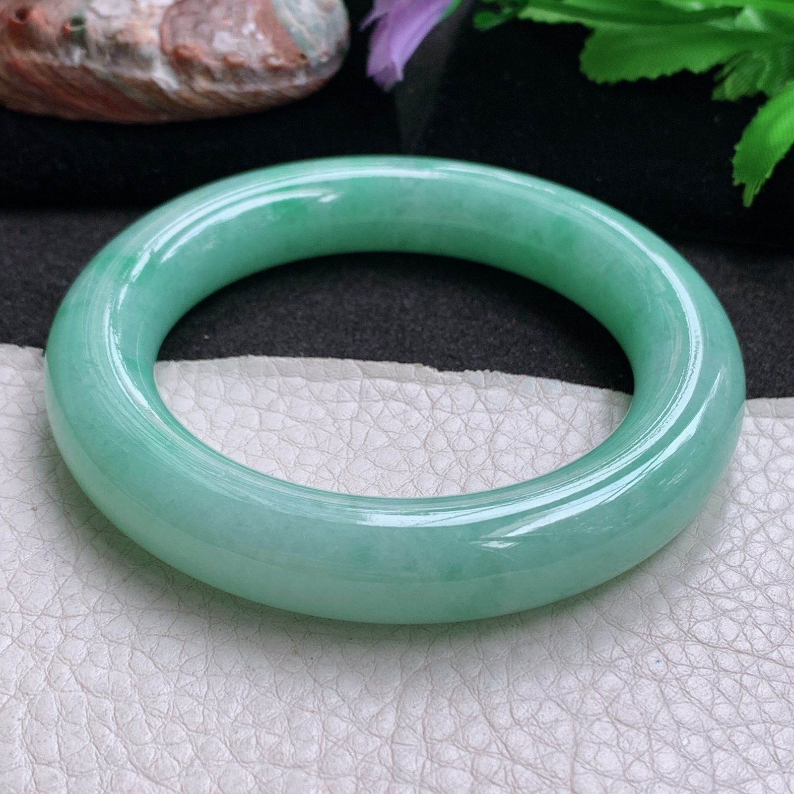 js实拍55.5*12.5*12胖圆镯 缅甸翡翠a货玉手镯 满绿大气圆条玉手环