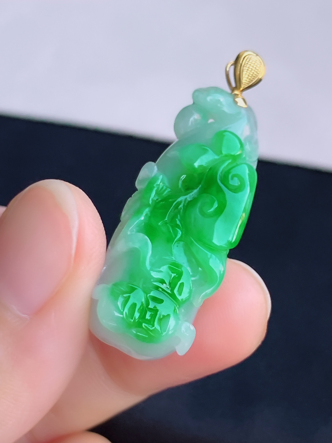 翠绿葫芦，色美清爽，尺寸35/13.3/9/自然光实拍