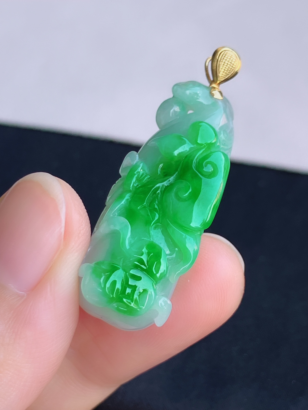 翠绿葫芦，色美清爽，尺寸35/13.3/9/自然光实拍