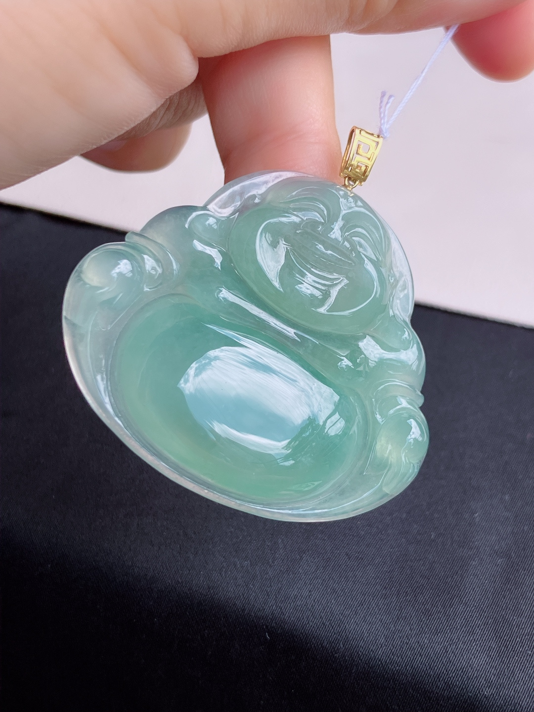 底色大佛，晶莹剔透，尺寸47.6/40.6/7/自然光实拍