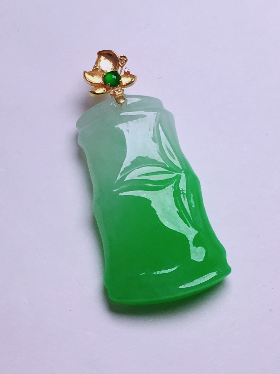 ️绿竹节吊坠，晶莹剔透，新颖时尚，无裂