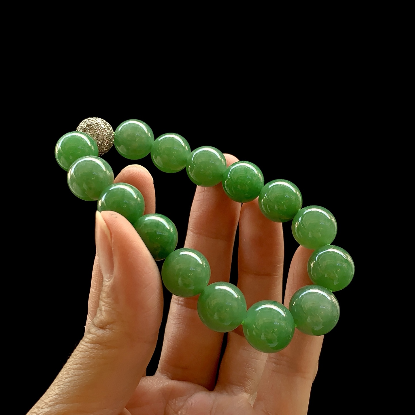 ️ 【冰绿珠串】 尺寸：单珠13.1/12mm，共15颗