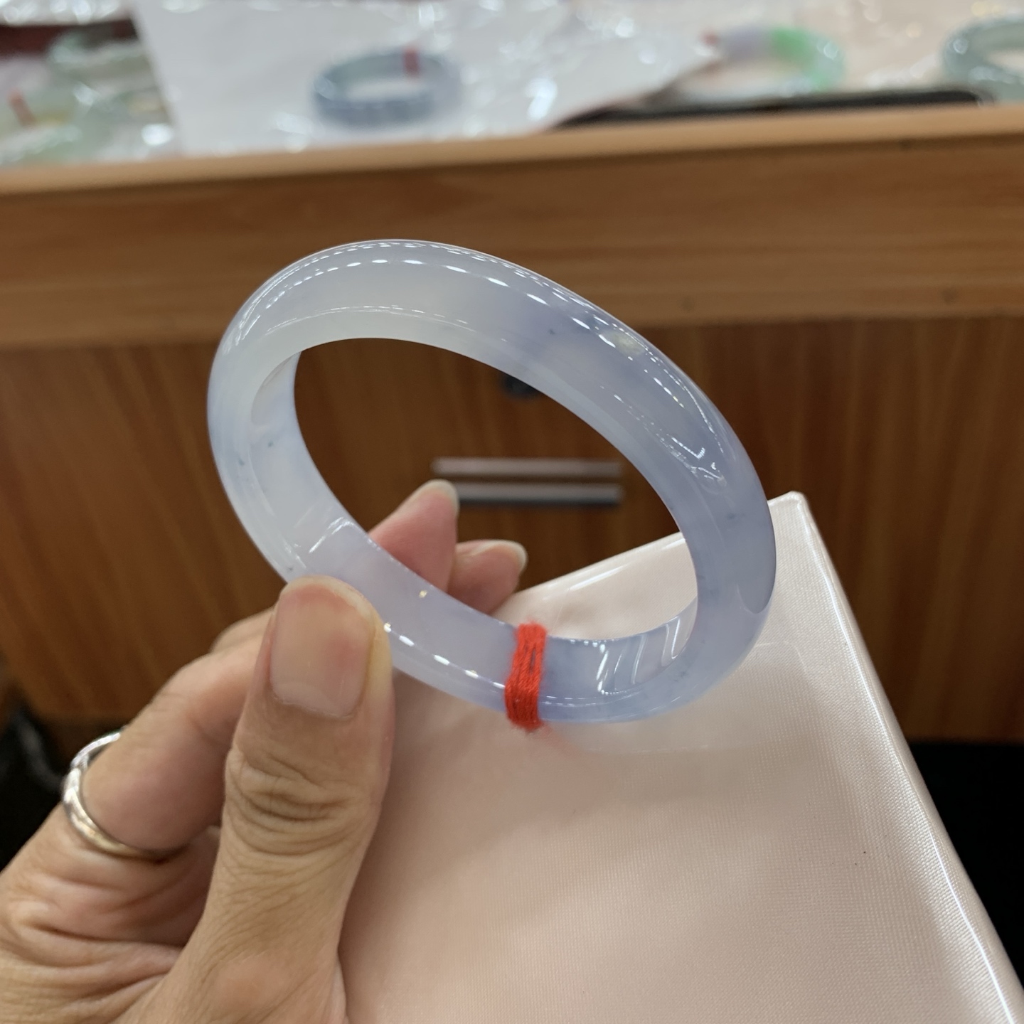 062328AX 飘花贵妃翡翠手镯 54-45.2-12-7.2